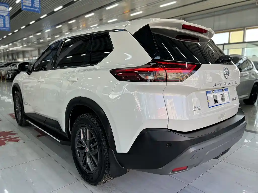 NISSAN QIJUN