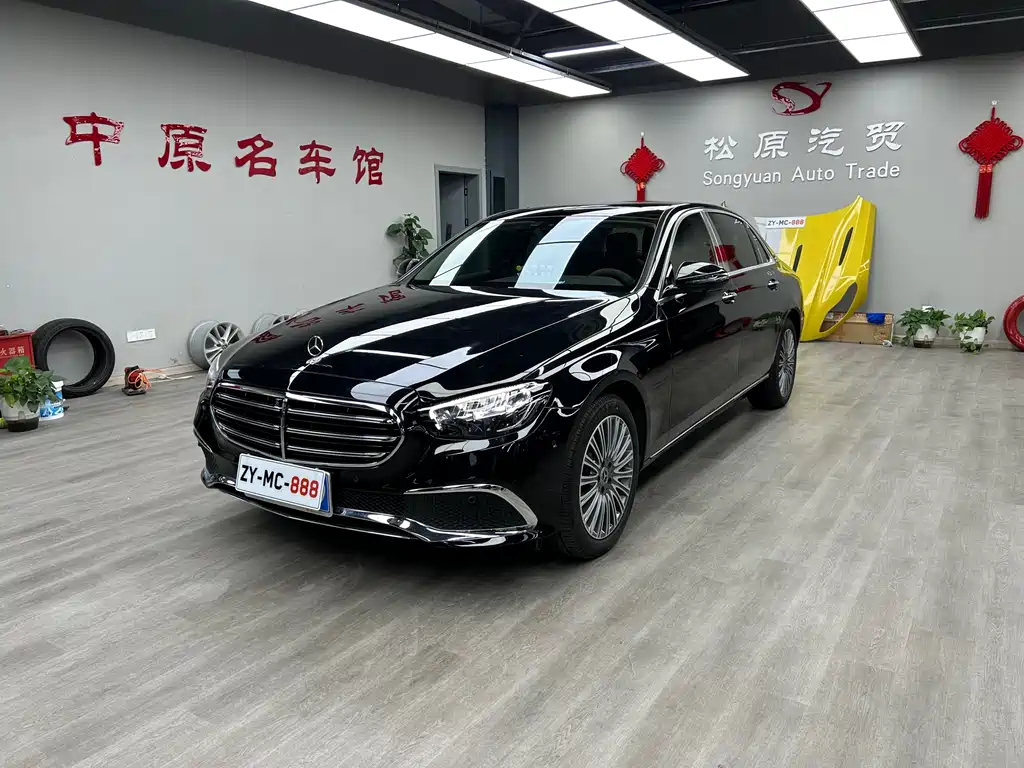 Mercedes-Benz E-Class 2023