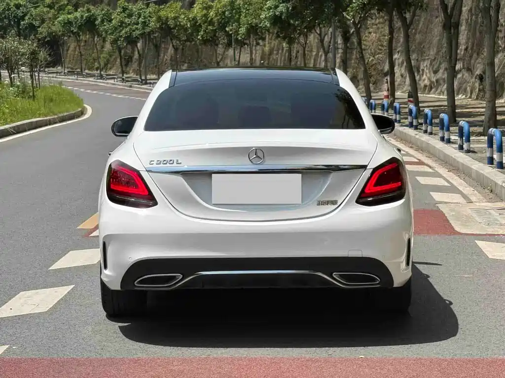 Mercedes-Benz C-Class — миниатюра 8