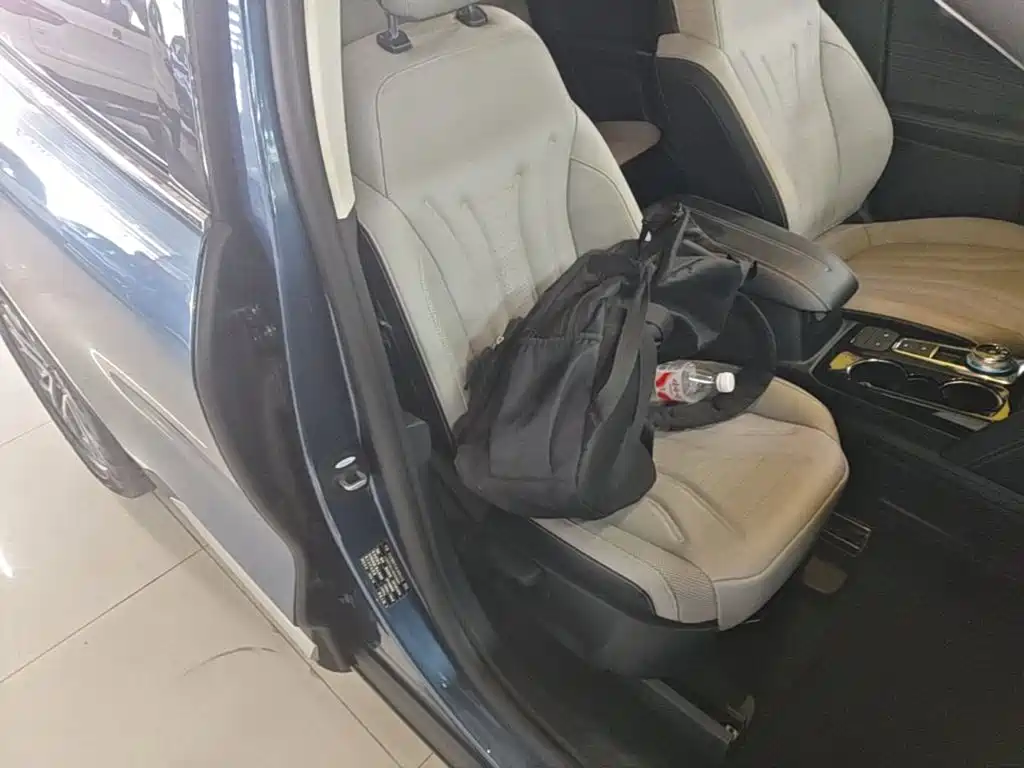 Ford Escape — миниатюра 25