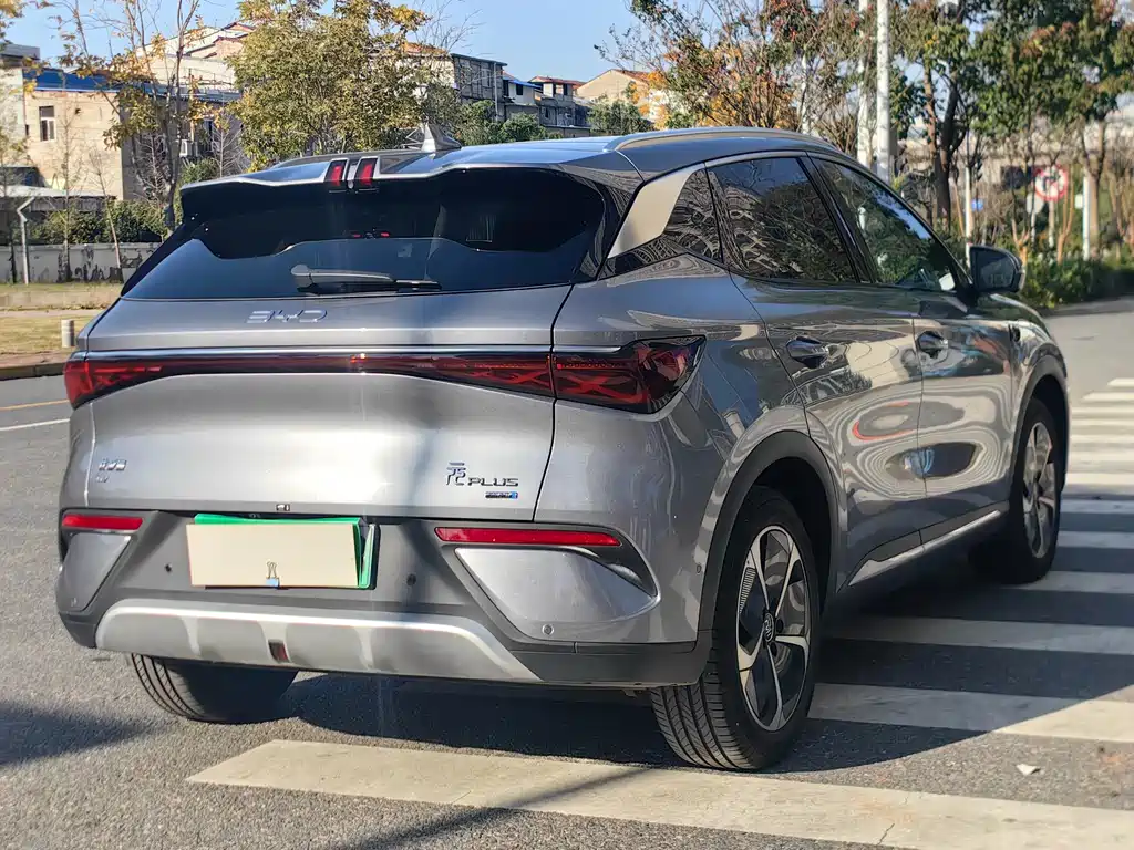 BYD Yuan Plus - фото 11
