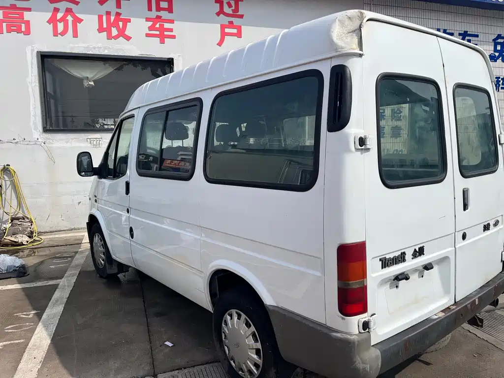 Ford Transit 2015 2.8T 6 мест JX493ZLQ4