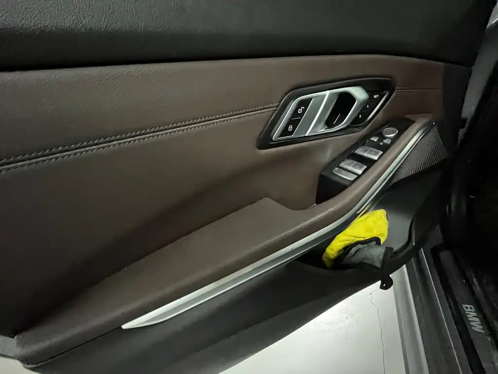 BMW i3 2022 eDrive 35 L