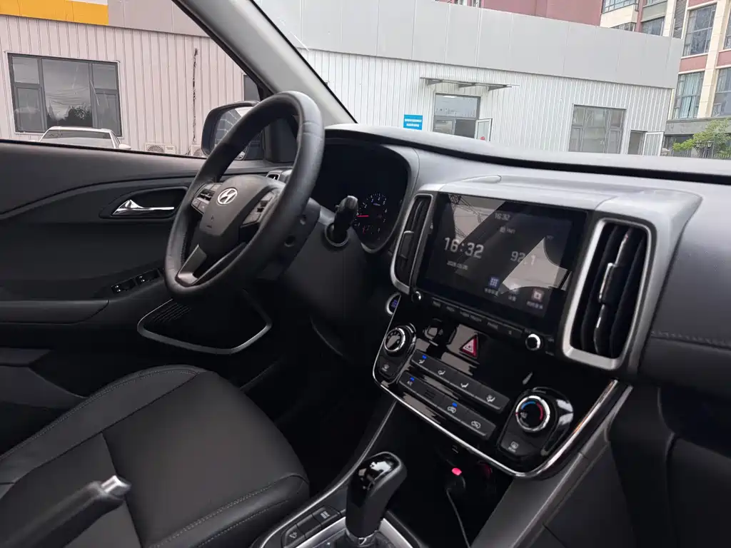 Hyundai BAIC Hyundai ix35 ix35 2018 2.0L AT Enjoy
