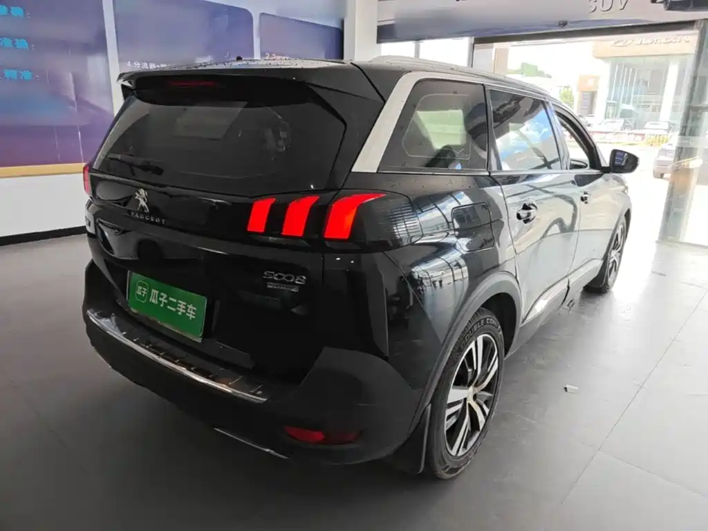Peugeot 5008 — миниатюра 7
