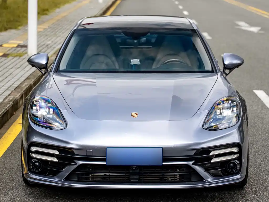 Porsche Panamera — миниатюра 2