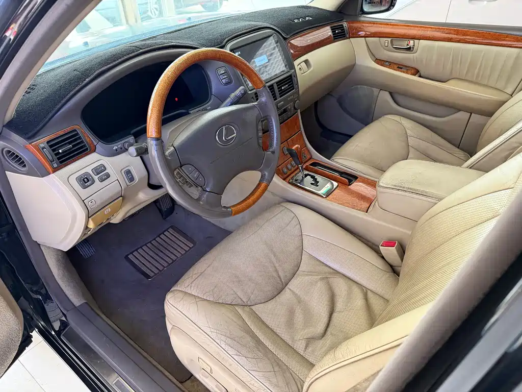 Lexus LS 2005 430