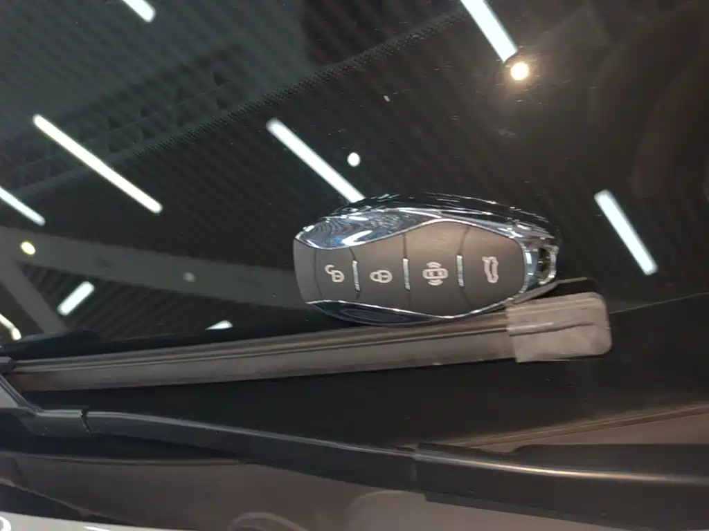 Hongqi Hongqi HS5 — миниатюра 9
