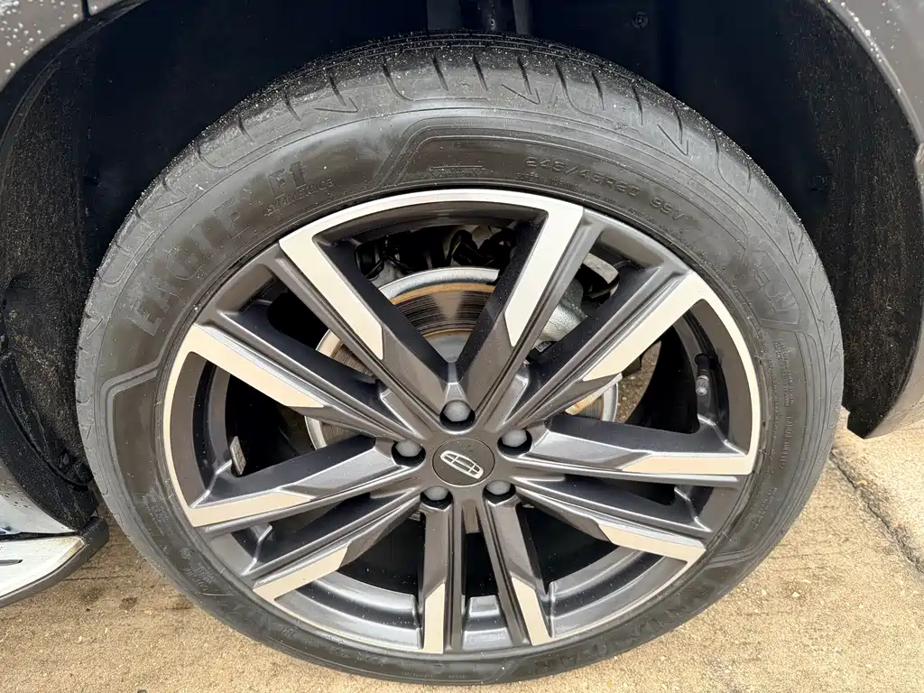 Geely Monjaro L 2021 2.0TD AT Flagship