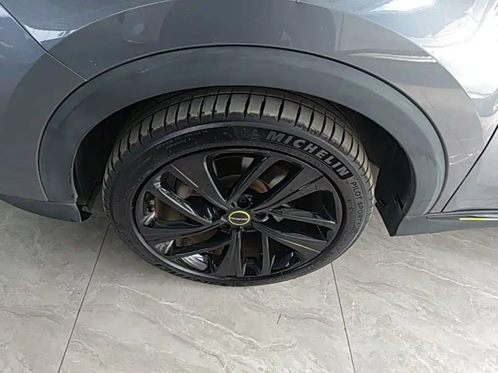 Roewe RX5 New Energy — миниатюра 23