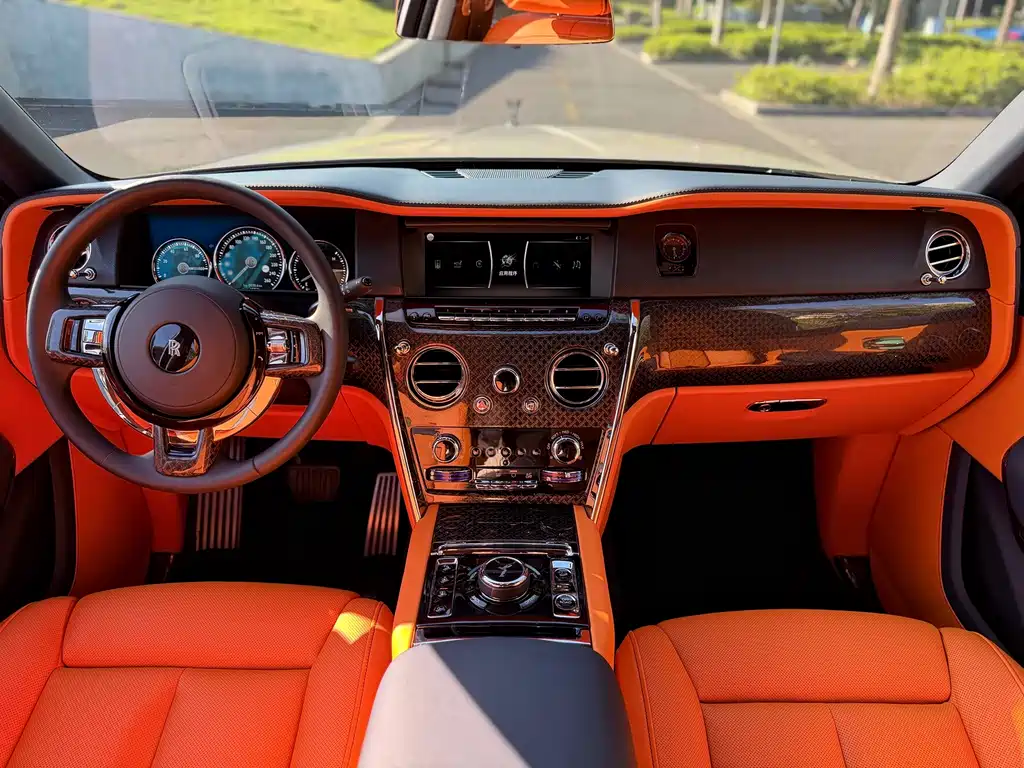 Rolls-Royce Cullinan — фотографии объявления, Фото 8