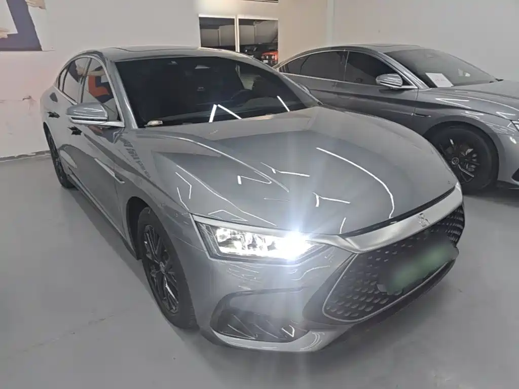BYD Han 2023 DM-i Champion 121KM Luxury