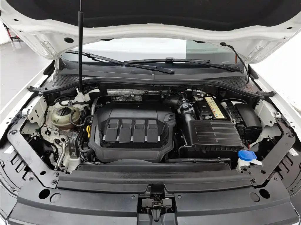Volkswagen Tiguan L L 2022 330TSI AT R-Line