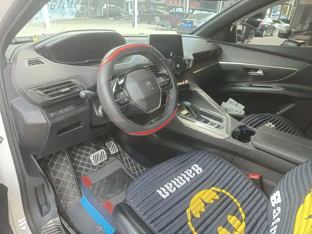Peugeot 5008 — миниатюра 4
