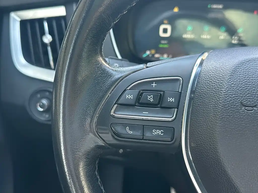 Roewe RX5 New Energy — миниатюра 11
