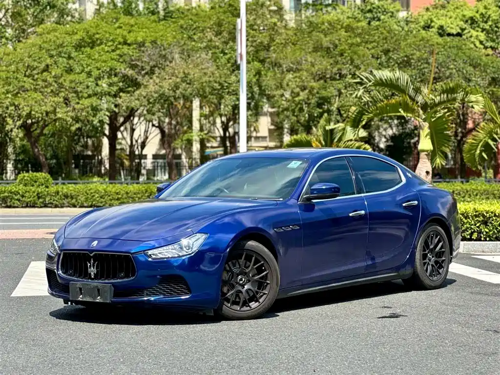 Купить Maserati Ghibli