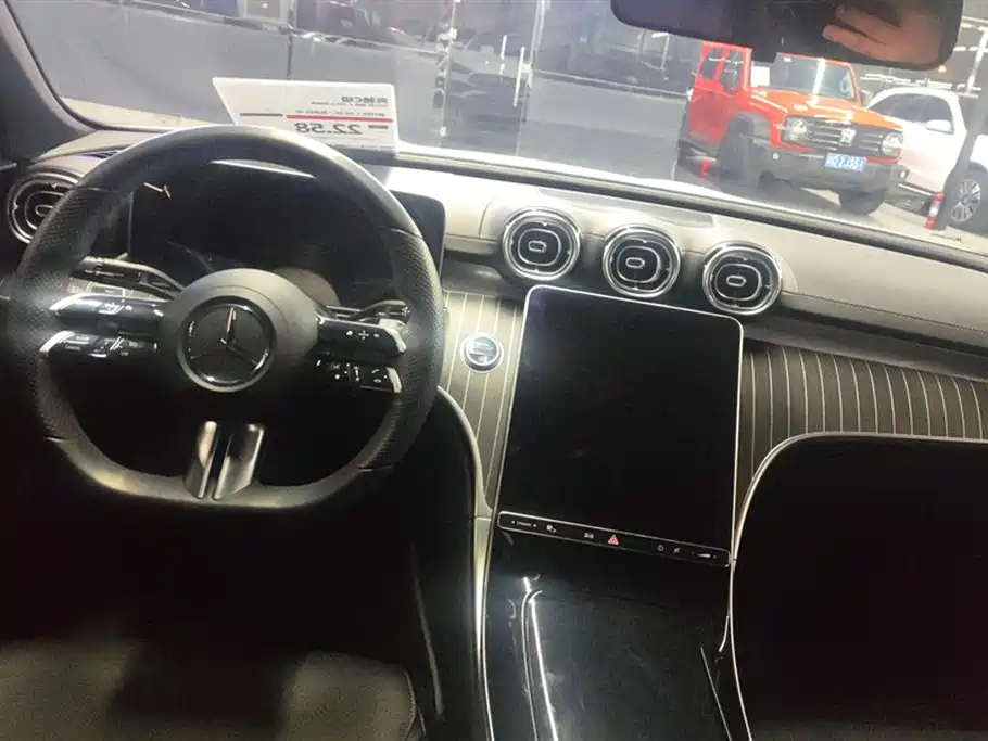 MERCEDES-BENZ C CLASS