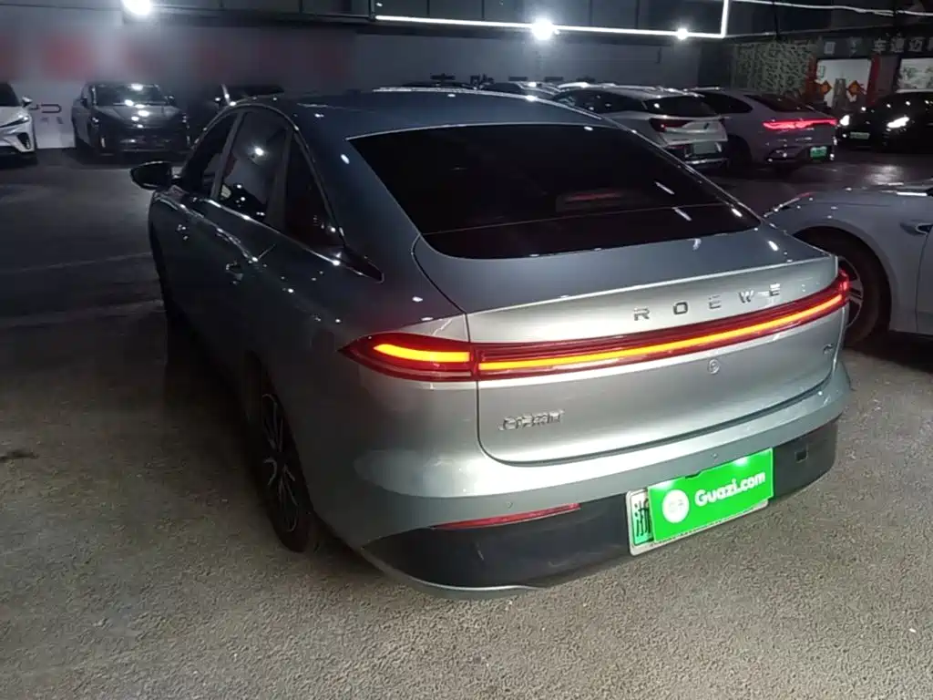 Roewe Young Wai D6 — миниатюра 5