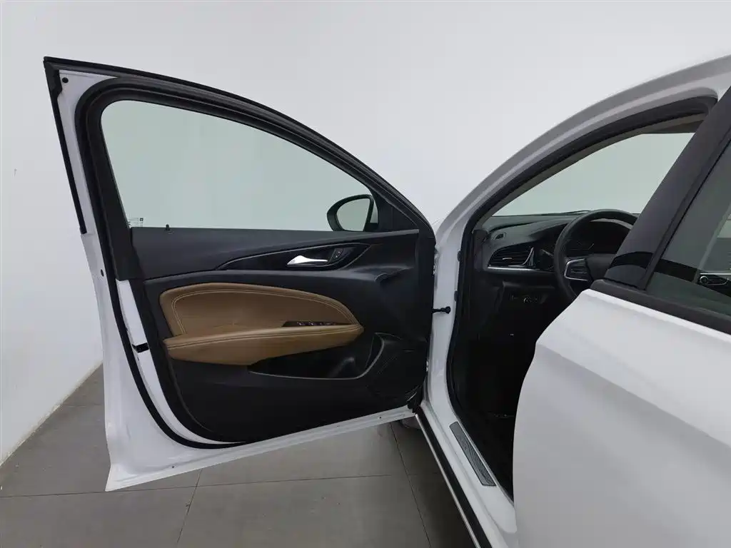 Buick Regal 2022 552T Smart