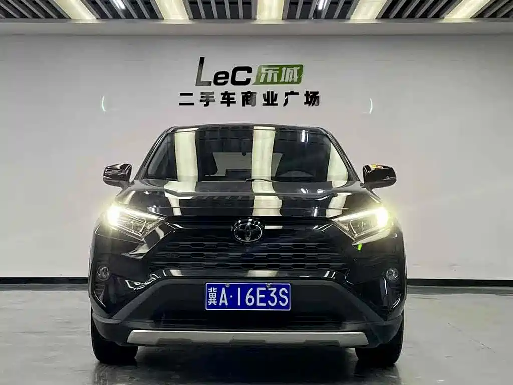 Toyota RAV4 2023 2.0L CVT
