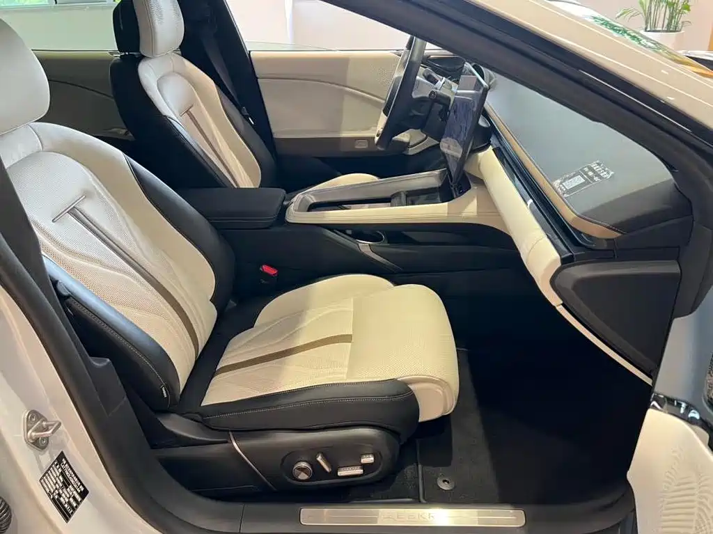 Zeekr Крайний Криптон 007 GT — миниатюра 11