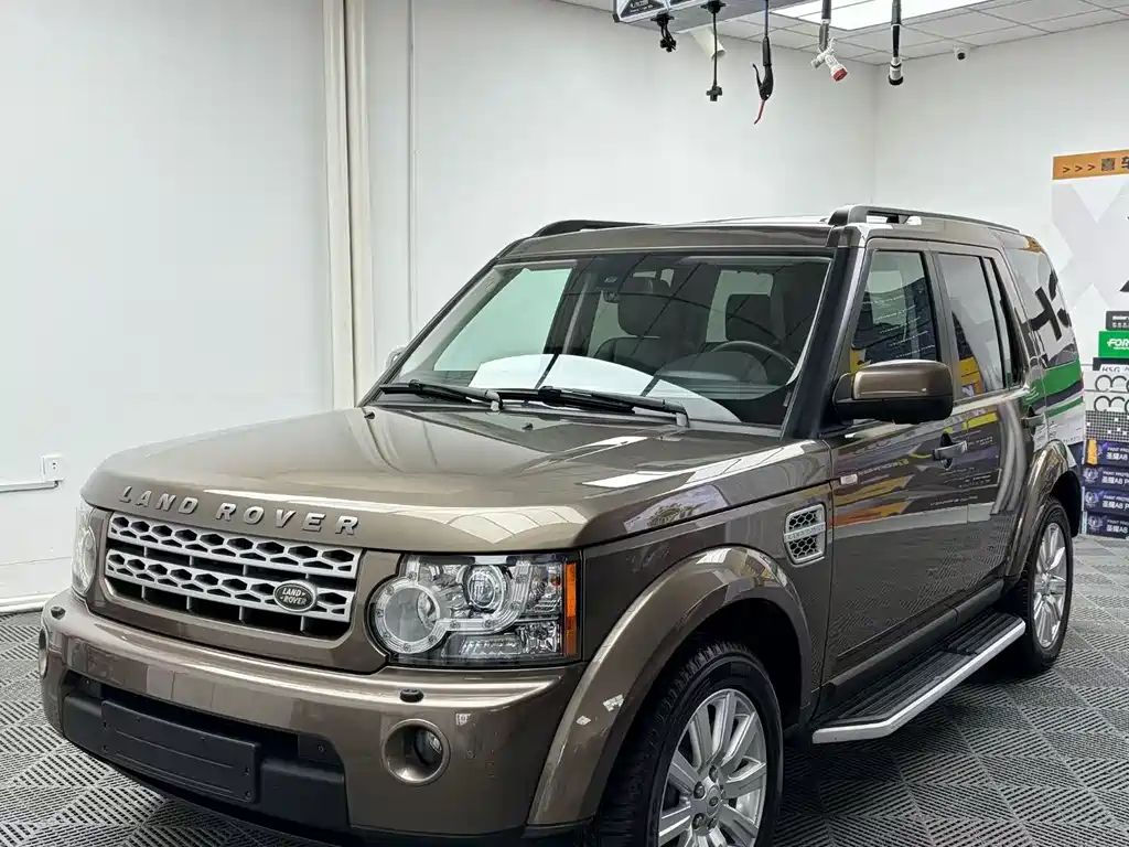 Land Rover Discovery 2012