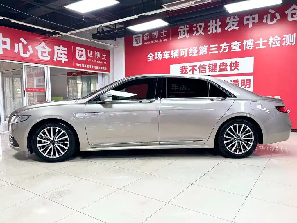 Lincoln Continental — миниатюра 4