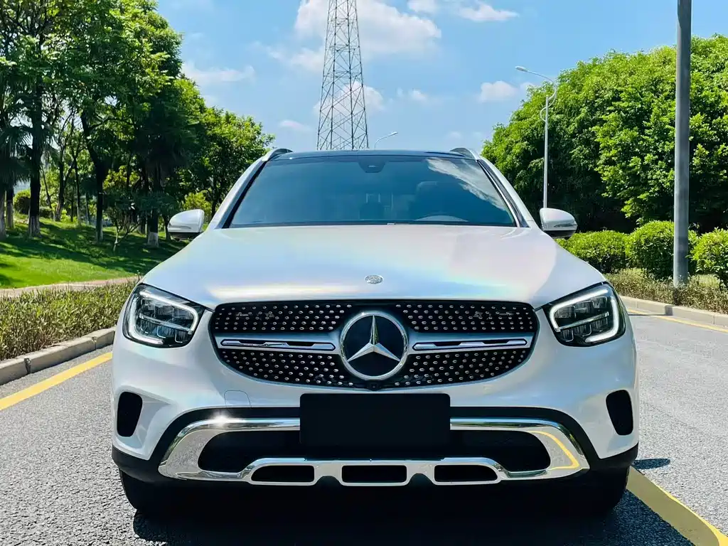 MERCEDES-BENZ  GLC