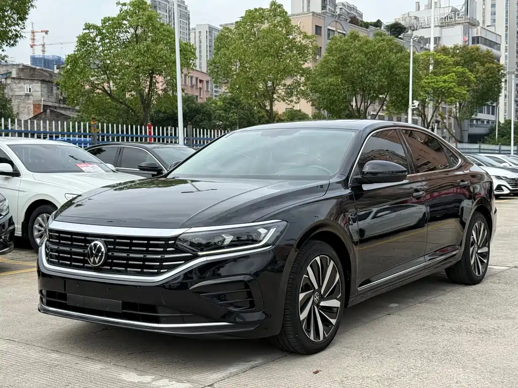 Volkswagen Passat 2022 330TSI Elite Edition