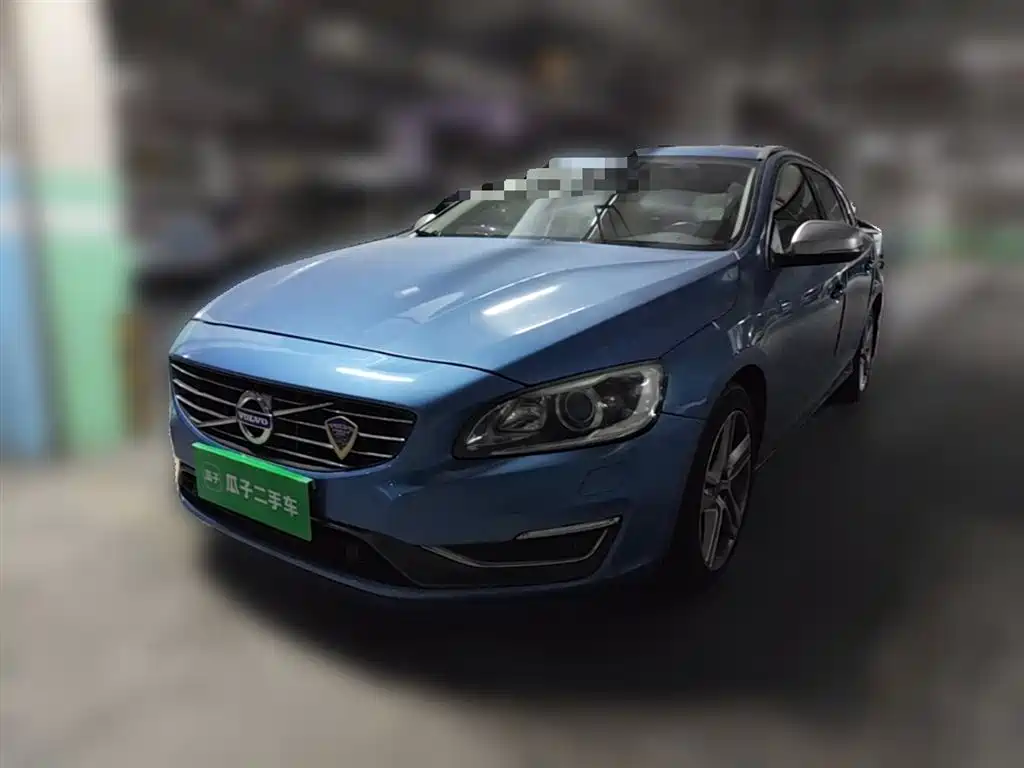 Volvo V60 2015