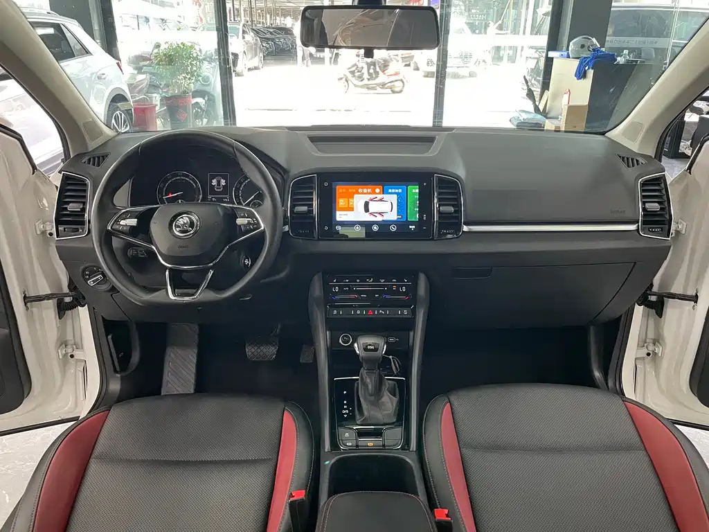 Skoda Karoq 2022 TSI280 Luxury