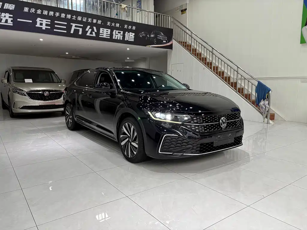 Volkswagen Passat 2023 330TSI Elite