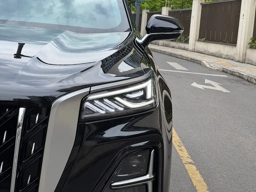 Hongqi HS5 2025 2.0T Pro