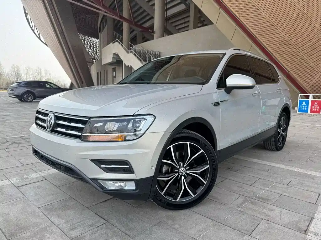 Volkswagen Tiguan L 2019