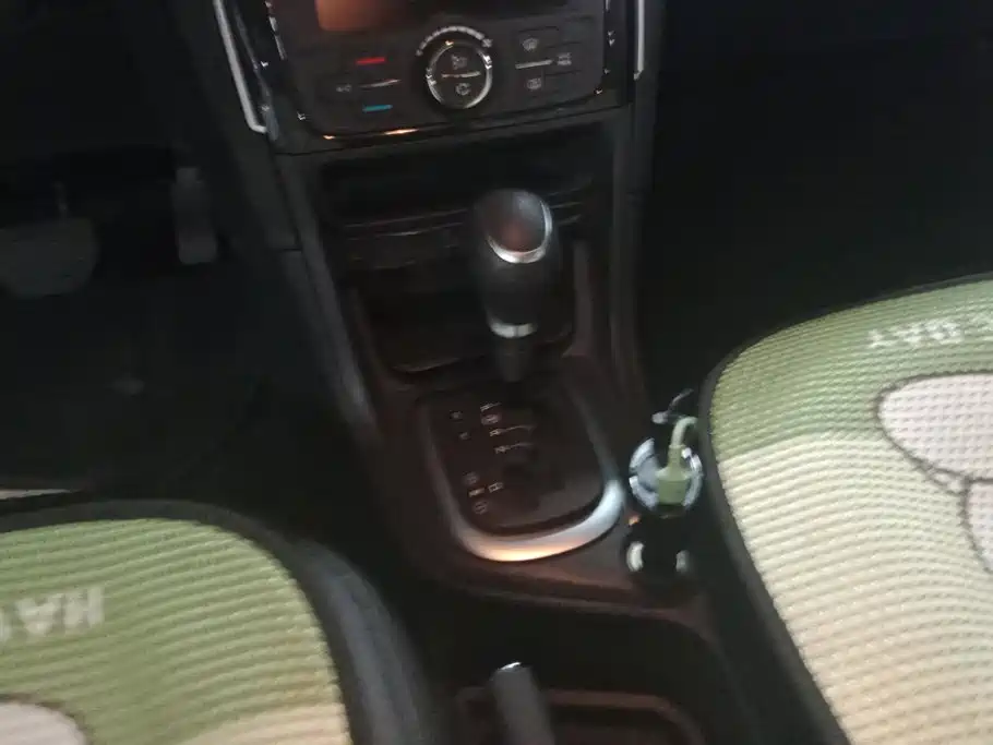 Peugeot 308 — миниатюра 16