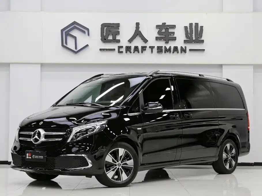 奔驰V级 2021款 V 260 尊贵版 2022