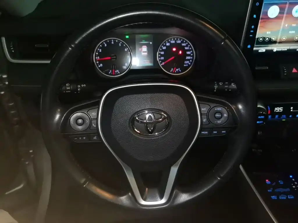 Toyota Wildlander — миниатюра 11
