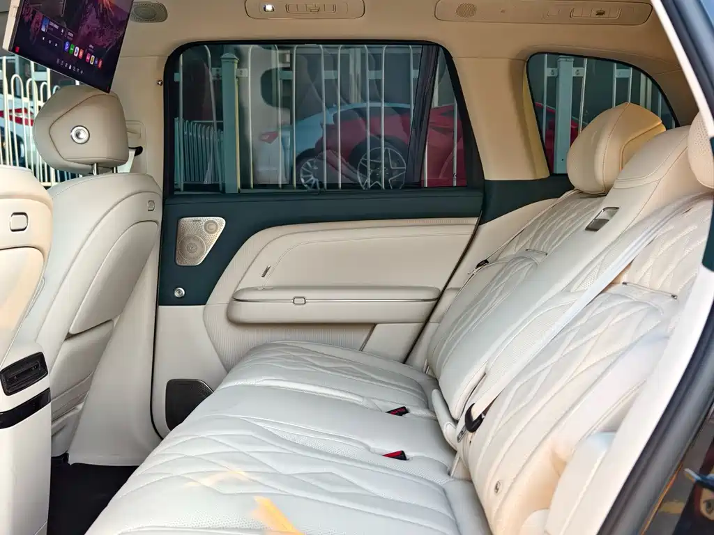VOYAH Taishan X8 — миниатюра 20