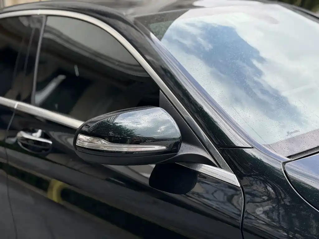 Mercedes-Benz C-Class — миниатюра 9