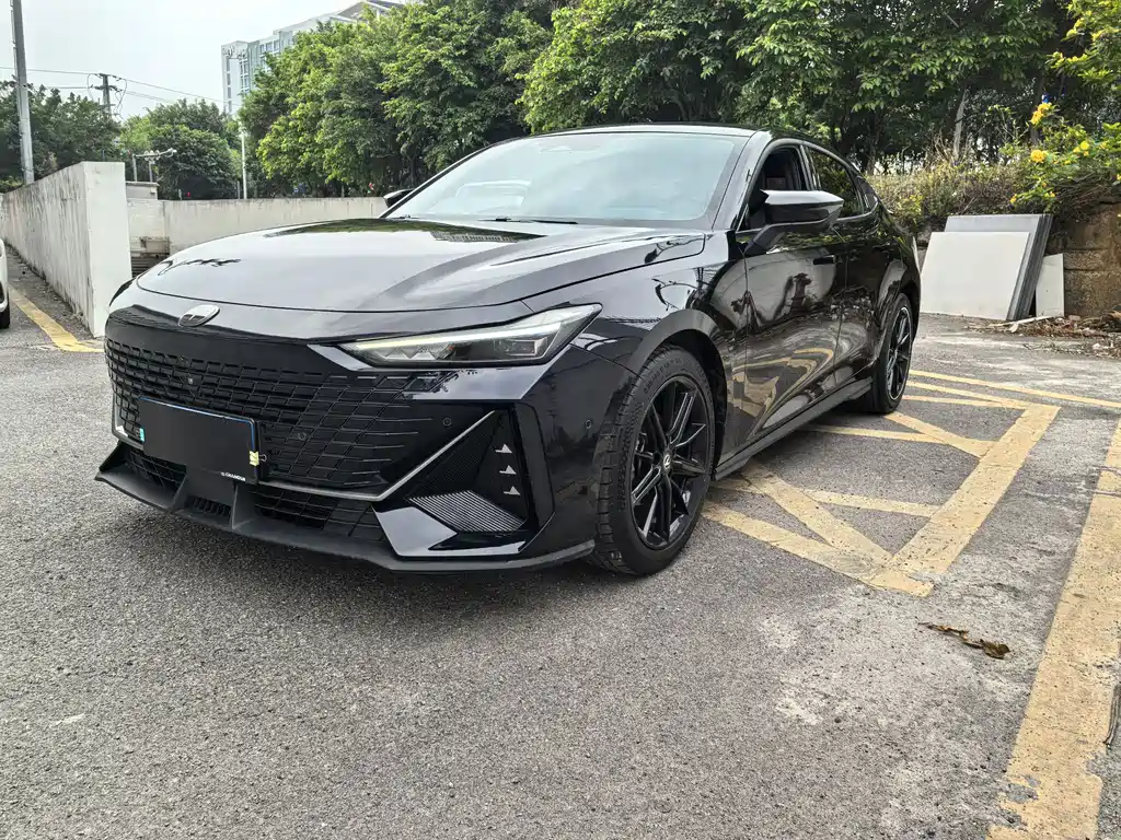 Changan UNI-V 2022