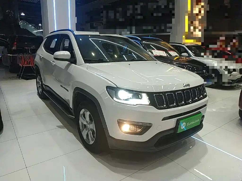 Jeep Compass — миниатюра 4