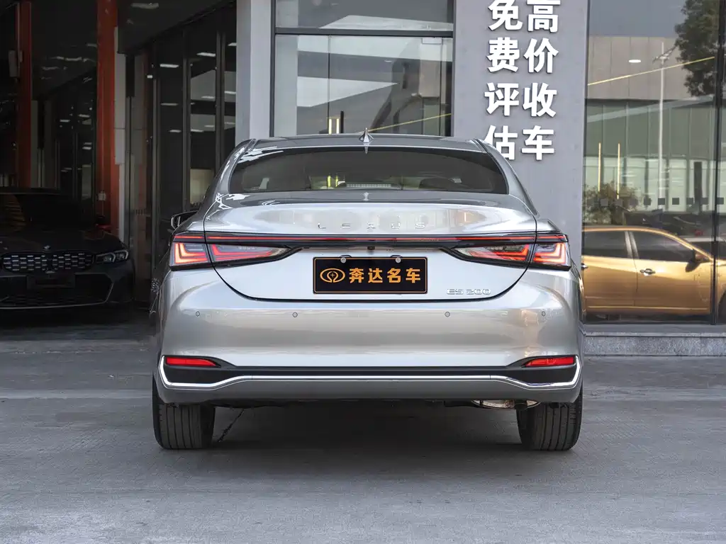 Lexus ES 2025 200 Premium