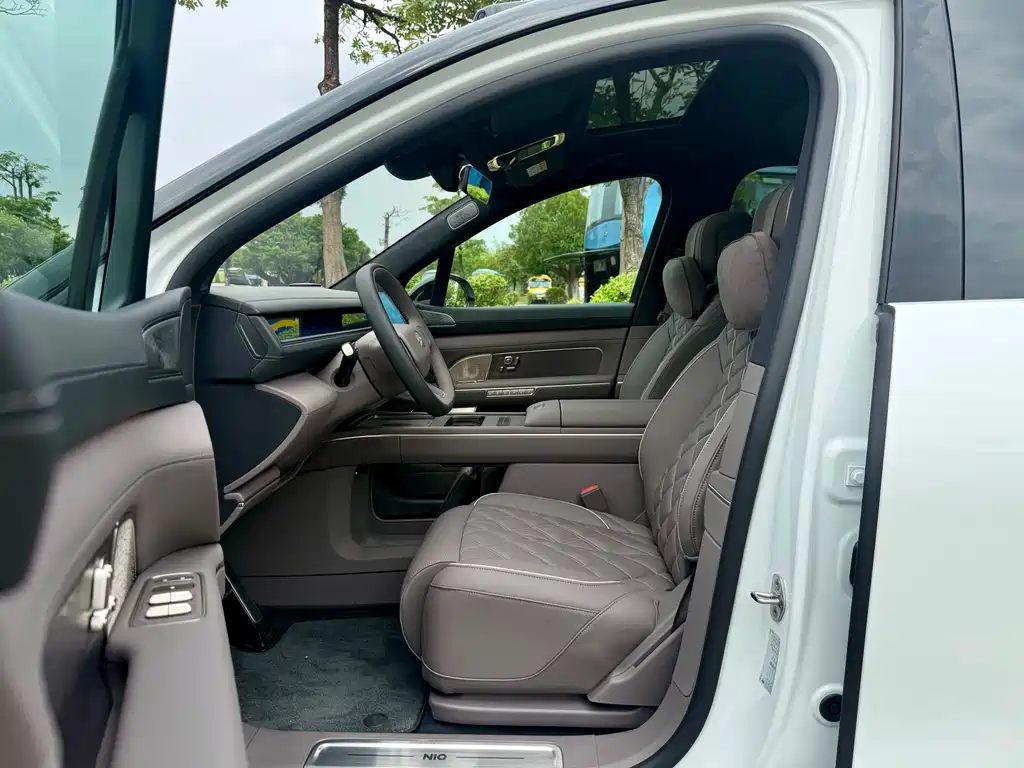 NIO ES8 2026 мест Executive Luxury