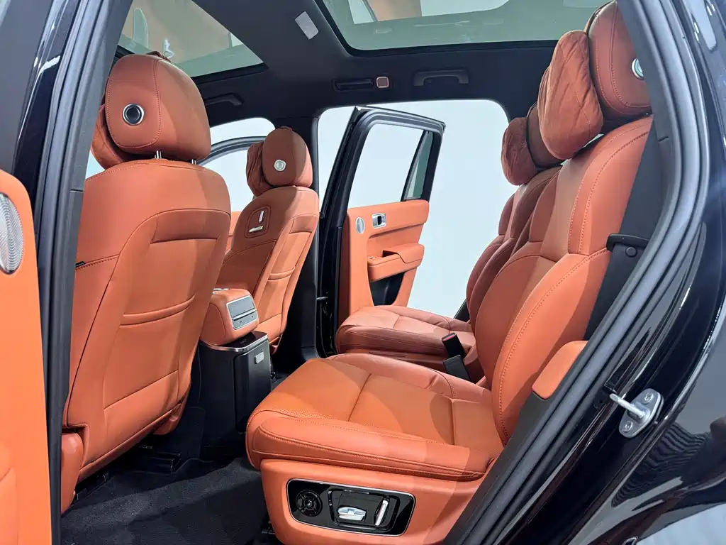 Li Auto Li L8 — миниатюра 10