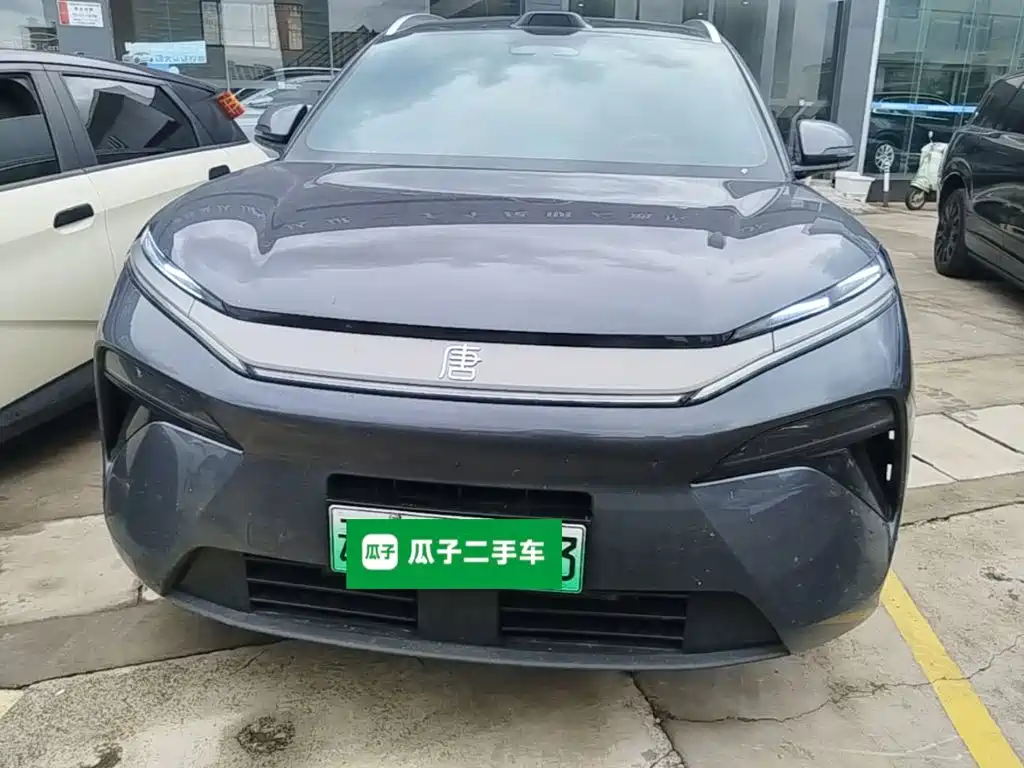 BYD Tang L L 2025 DM 200KM Flagship