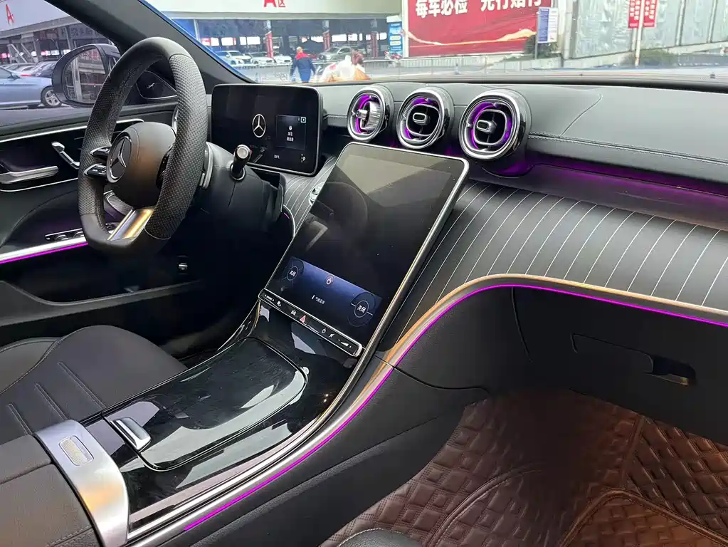 Mercedes-Benz C-Class — миниатюра 18