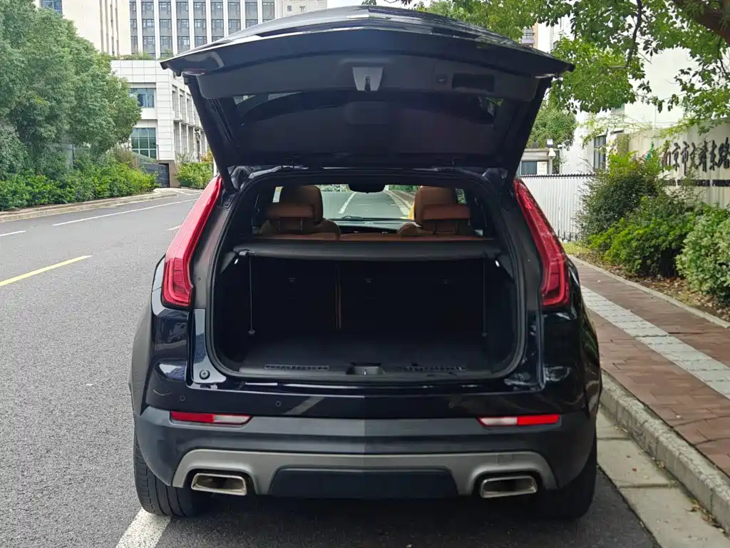 Cadillac XT4 — миниатюра 8