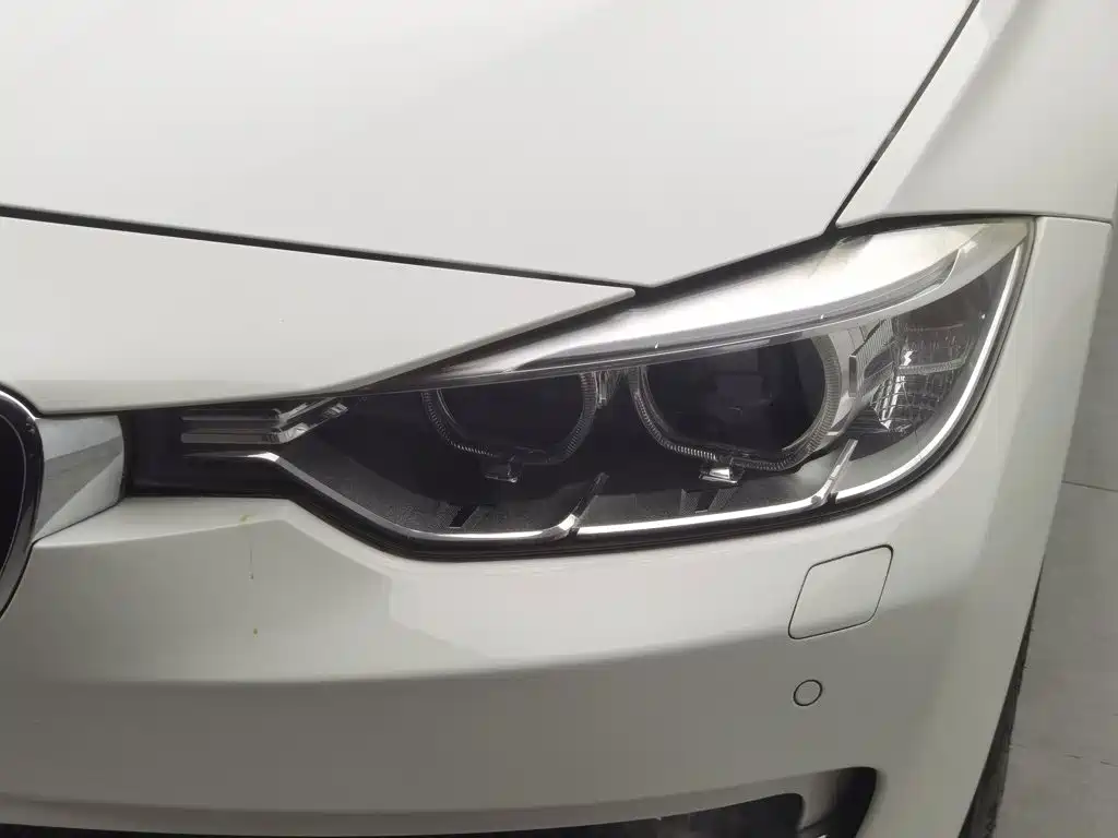 BMW 3 Series — миниатюра 7