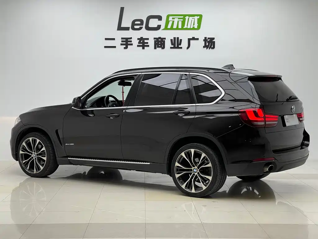 BMW X5 (Import) — миниатюра 11