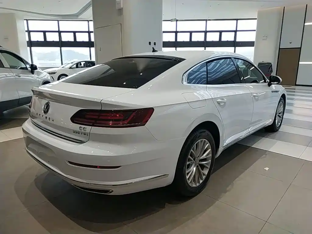 Volkswagen CC — миниатюра 7